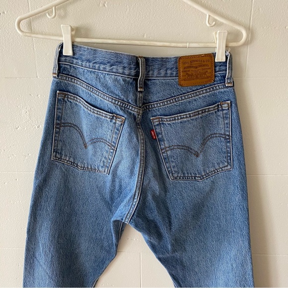 Levi's Wedgie Distressed Hem Jeans - Picture 8 of 10